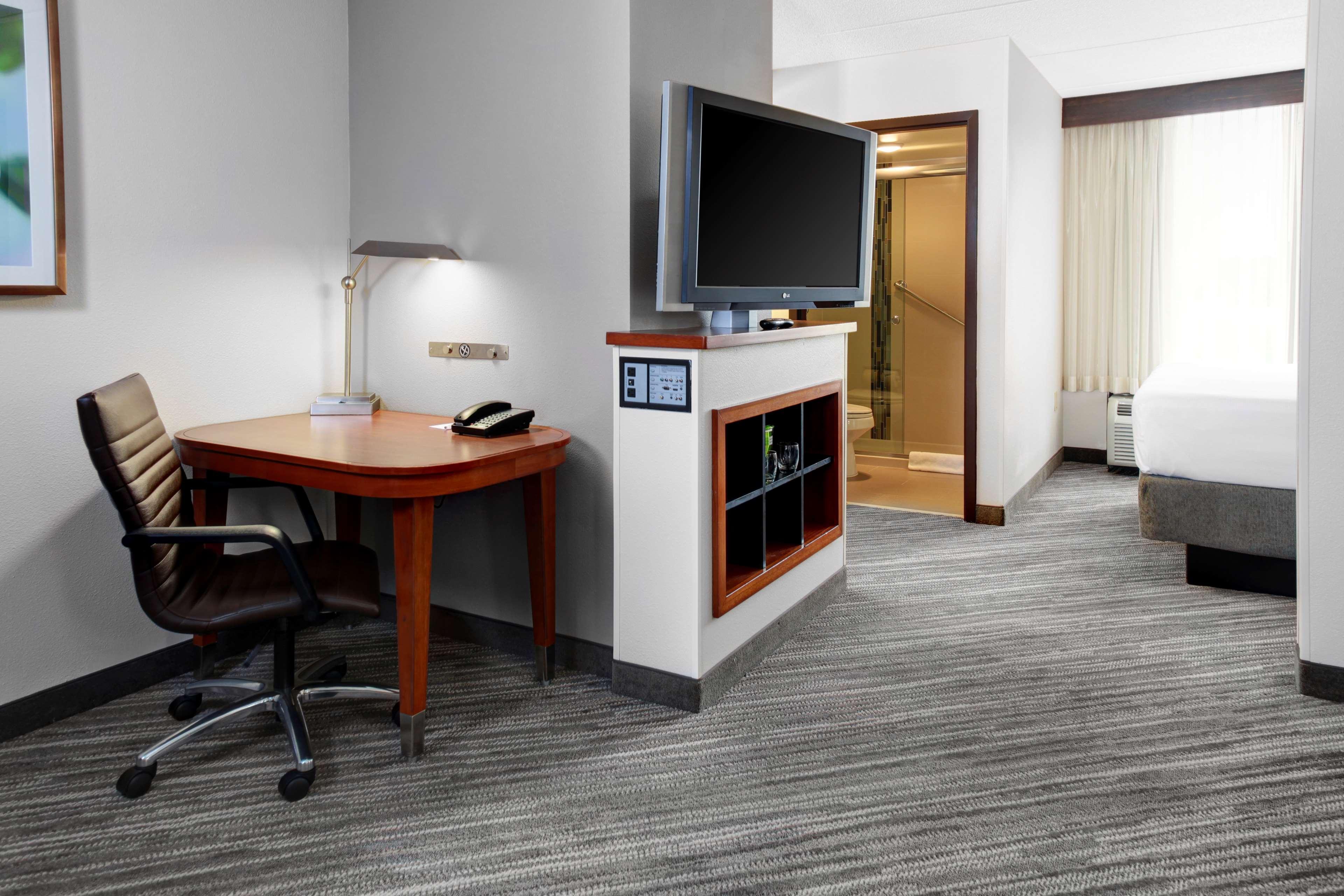 Hyatt Place Detroit/Livonia Extérieur photo